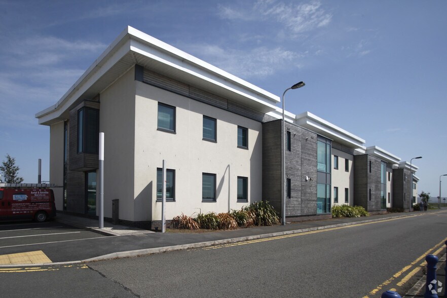 North Dock, Llanelli à vendre - Photo du bâtiment - Image 2 de 9