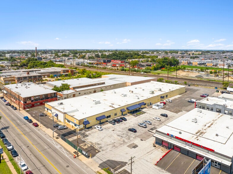 7520 State Rd, Philadelphia, PA à vendre - Aérien - Image 2 de 25