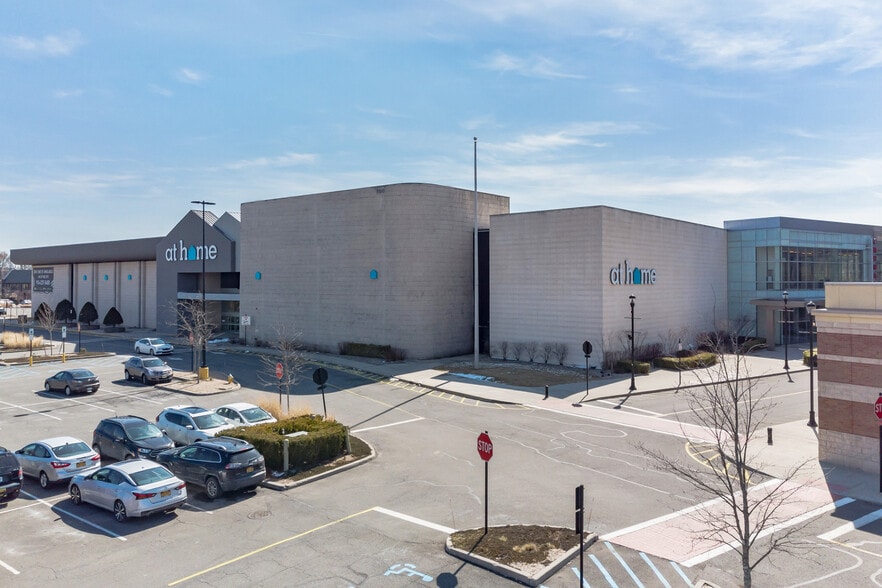 5101-9119 Fashion Dr, Nanuet, NY for lease - Building Photo - Image 3 of 13