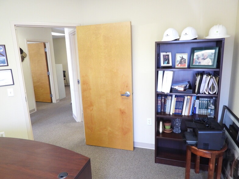 7264-7270 Kyle Ct, Sarasota, FL à louer - Photo intérieure - Image 3 de 7