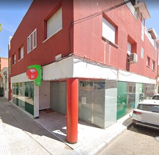 Plus de détails pour Multi-résidentiel à vendre