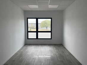 Flex dans Vénissieux à louer Photo intérieure- Image 1 de 1