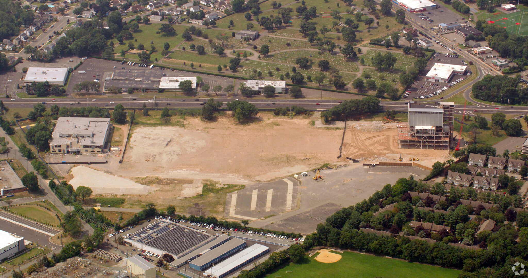 22-11 NJ Route 208, Fair Lawn, NJ for lease Building Photo- Image 1 of 2