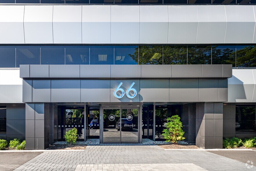66 Commack Rd, Commack, NY à louer - Photo du bâtiment - Image 3 de 4