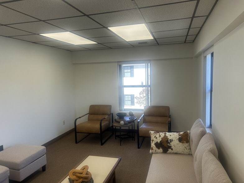 72 West End Ave, Somerville, NJ for lease - Building Photo - Image 3 of 10