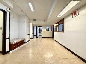 160 Parkside Ave, Brooklyn, NY for lease Interior Photo- Image 2 of 14