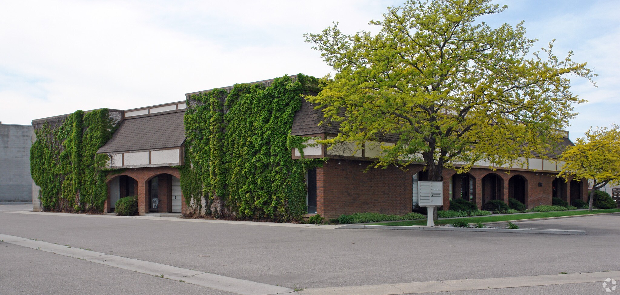 1501 W 2650 S, Ogden, UT for lease Primary Photo- Image 1 of 14