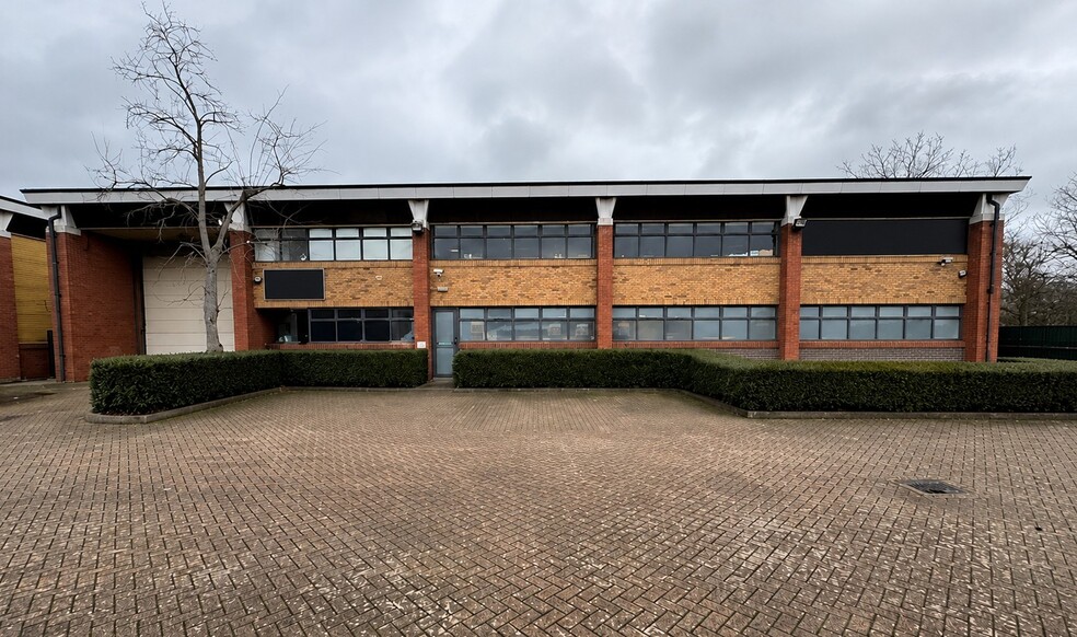 Langston Rd, Loughton for lease - Building Photo - Image 3 of 15