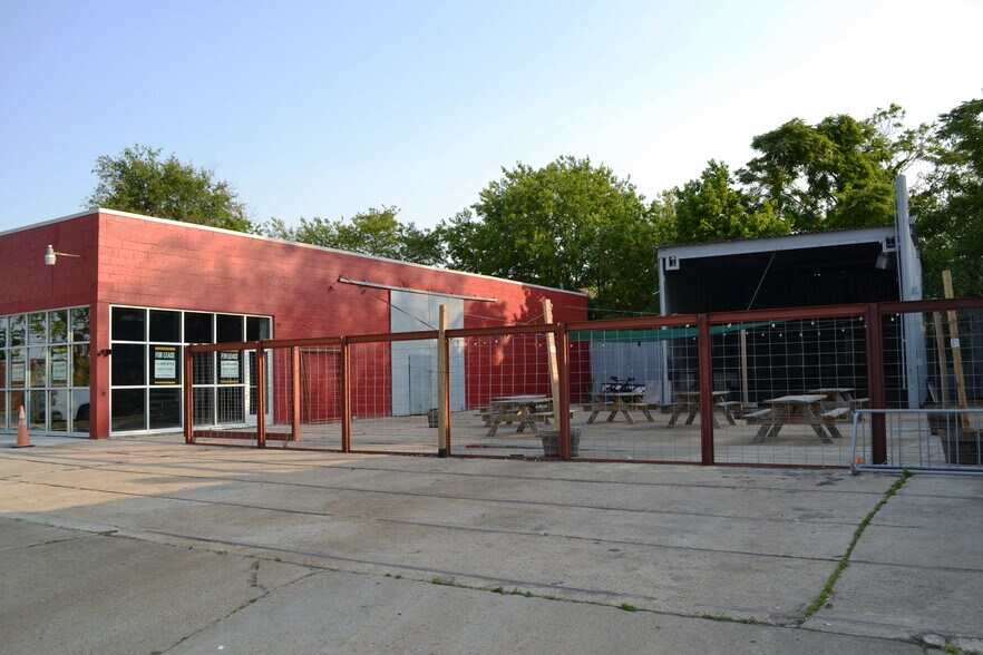 220-226 W 25th St, Norfolk, VA à louer - Photo du bâtiment - Image 2 de 8