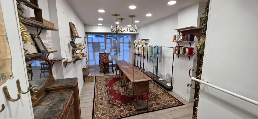 Retail in La Baule-Escoublac for lease - Interior Photo - Image 2 of 6