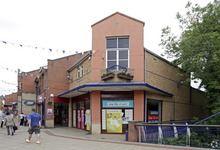 St Marys Rd, Market Harborough à louer - Photo du bâtiment - Image 2 de 15