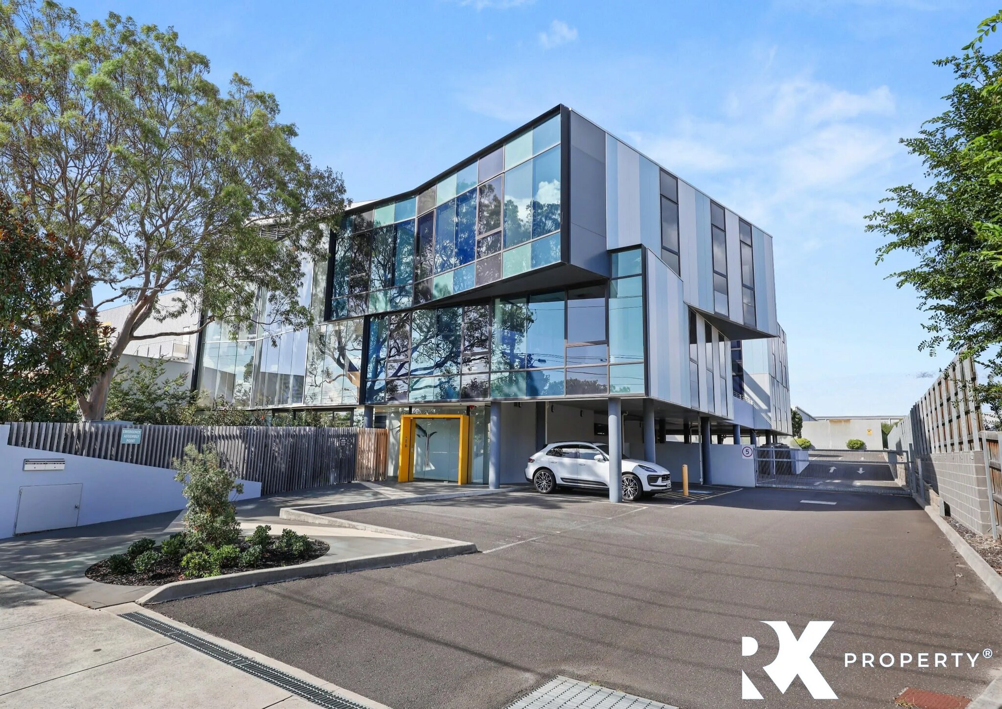284 Bay Rd, Cheltenham for lease Primary Photo- Image 1 of 3