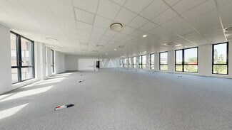 More details for 18-20 Boulevard Des Droits De L'Homme, Vaulx-en-Velin - Office for Lease
