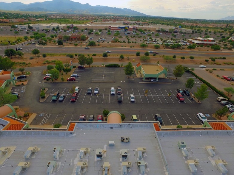 2151 S Highway 92, Sierra Vista, AZ à louer - Photo du bâtiment - Image 3 de 5