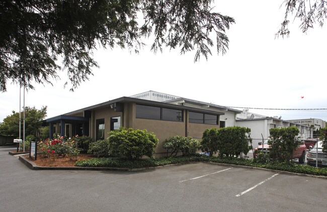 More details for 14625-14640 SE 82nd Dr, Clackamas, OR - Industrial for Lease