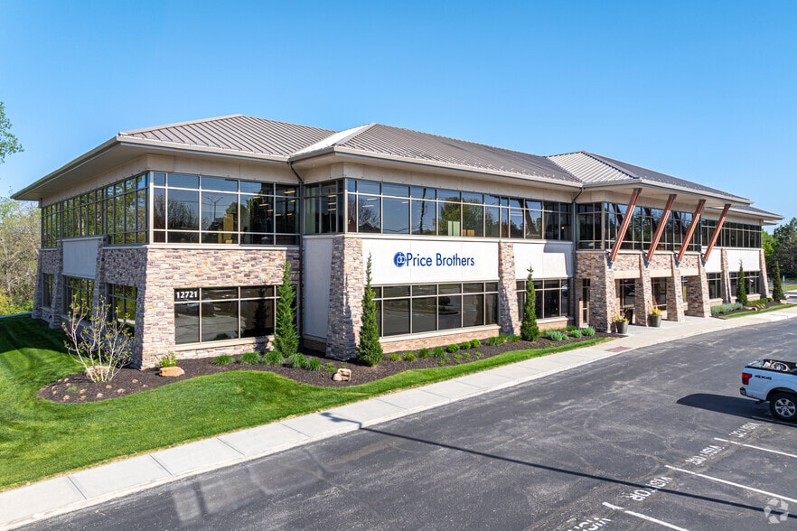 12721 Metcalf Ave, Overland Park, KS à louer - Photo du bâtiment - Image 3 de 11