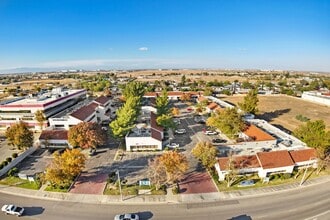 1601 E Palmdale Blvd, Palmdale, CA - AÉRIEN  Vue de la carte - Image1
