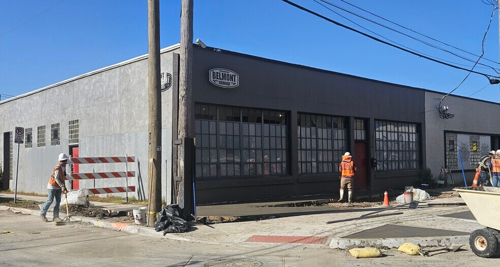 3116 Commerce St, Dallas, TX à louer - Photo du bâtiment - Image 2 de 4