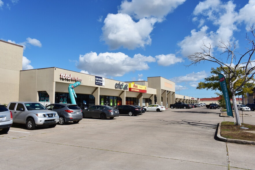 11021 Fuqua St, Houston, TX for lease - Building Photo - Image 2 of 4