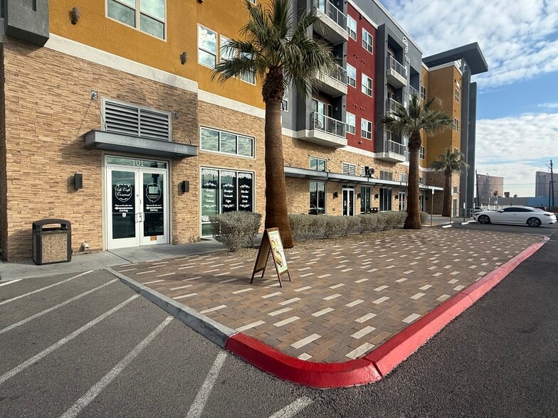 3616 Spring Mountain Rd, Las Vegas, NV for lease - Building Photo - Image 3 of 25