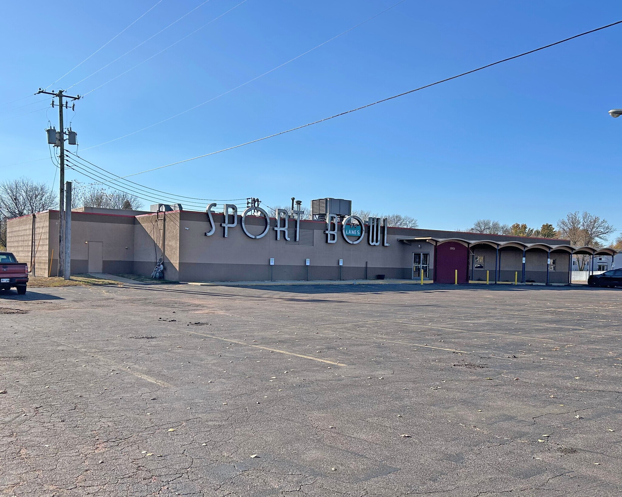 1901 W Burnside St, Sioux Falls, SD à vendre Photo principale- Image 1 de 15