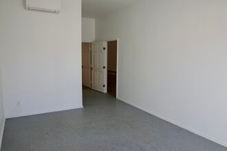 405 Tillery St, Austin, TX for lease Interior Photo- Image 2 of 2