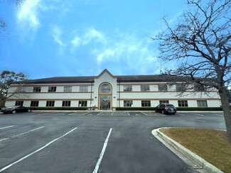 More details for 2615 Three Oaks Rd, Cary, IL - Office for Sale