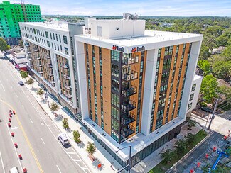 Plus de détails pour 1111 W University Ave, Gainesville, FL - Commerce de détail à louer