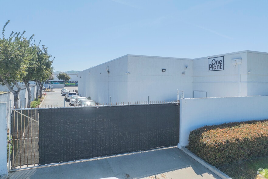 2701 W 10th St, Antioch, CA for sale - Building Photo - Image 3 of 11