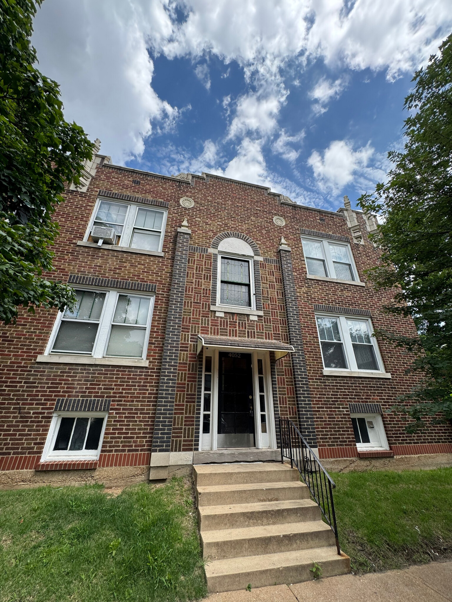 4048 Giles Ave, Saint Louis, MO à vendre Photo du bâtiment- Image 1 de 8