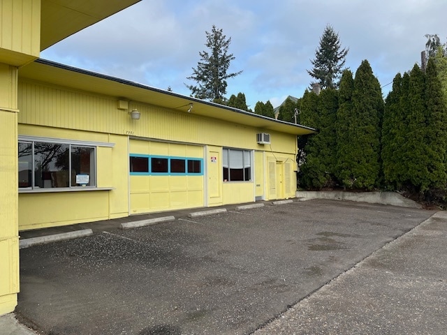 7981 SE 17th Ave, Portland, OR à vendre - Photo du bâtiment - Image 2 de 22