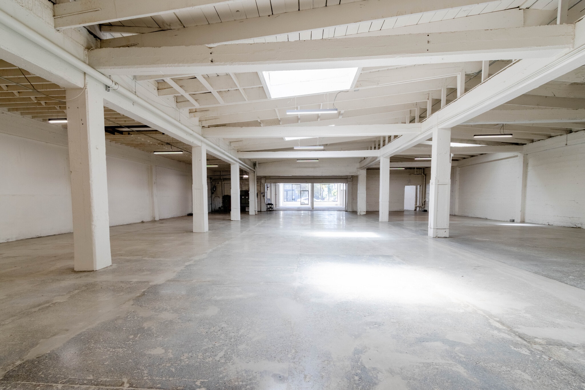 1330 Howard St, San Francisco, CA for lease Interior Photo- Image 1 of 3