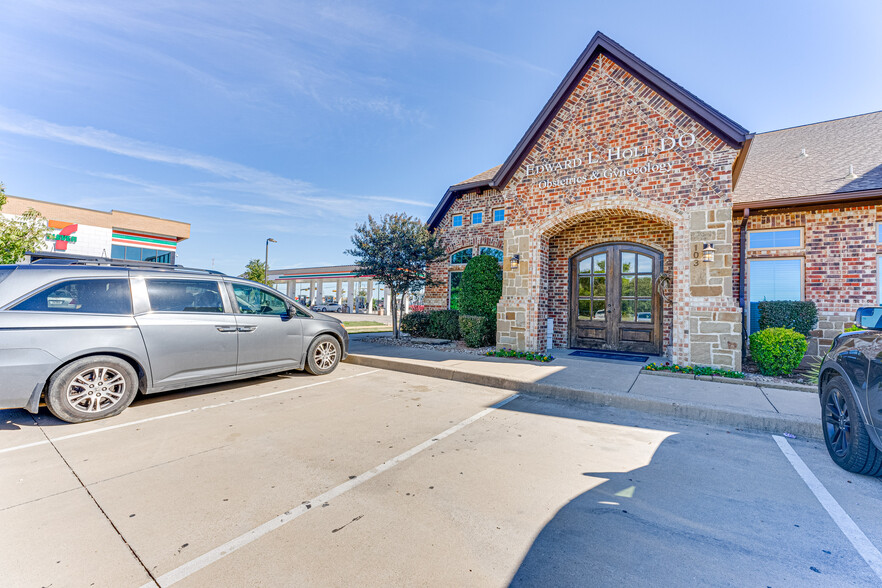 1795 N 77 Hwy, Waxahachie, TX à louer - Photo du bâtiment - Image 3 de 29