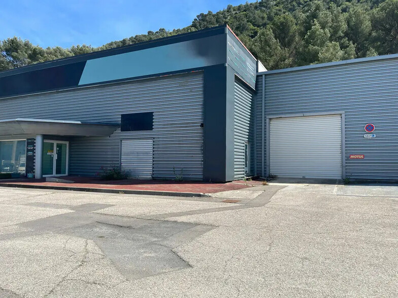 Retail in Gémenos for lease - Building Photo - Image 3 of 9