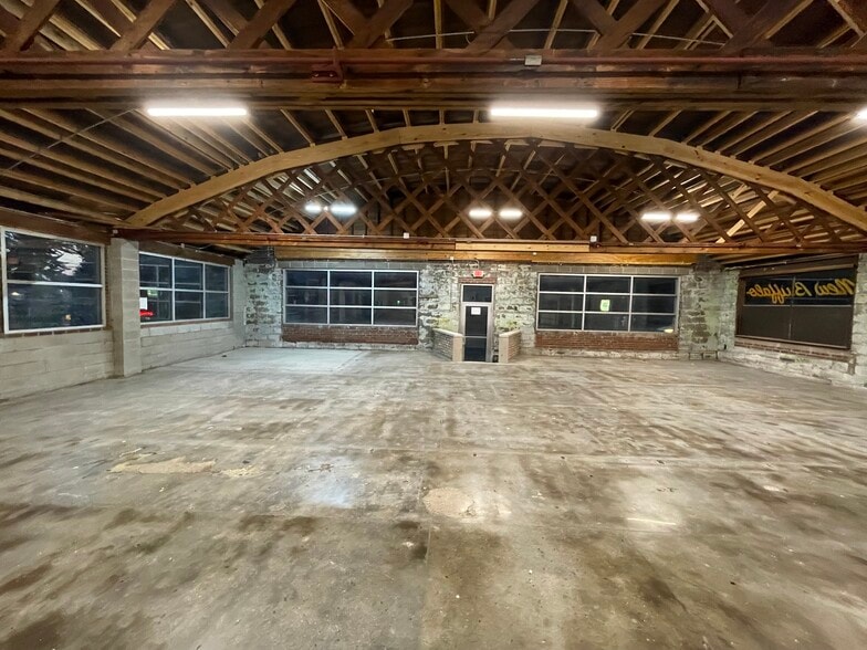 219 E Buffalo St, New Buffalo, MI for sale - Building Photo - Image 2 of 13