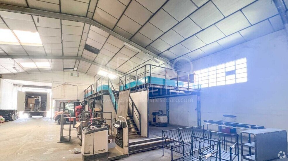 Industriel dans Pinto, Madrid à vendre - Photo du bâtiment - Image 3 de 9