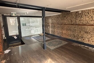 22 Bond St, Brighton for lease Interior Photo- Image 2 of 2