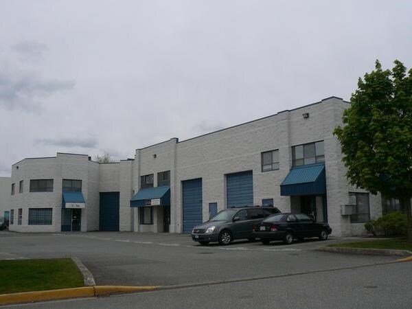 5967 206A St, Langley, BC à louer - Photo du bâtiment - Image 2 de 2