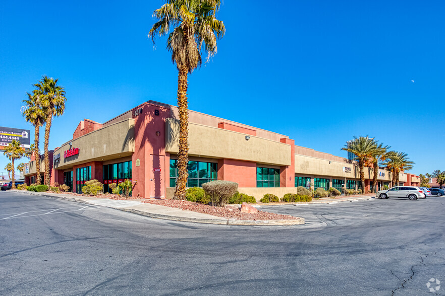 4270 S Decatur Blvd, Las Vegas, NV for lease - Building Photo - Image 1 of 55