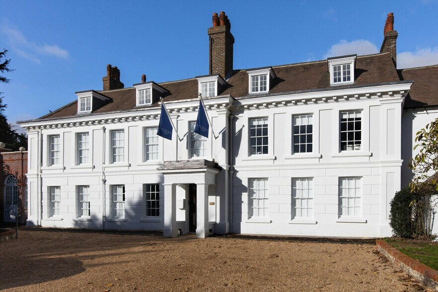 Amersham Rd, High Wycombe for lease - Building Photo - Image 3 of 6