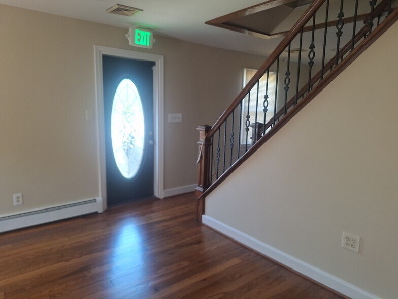 329 Kenmore Ave, Bel Air, MD à louer - Photo du bâtiment - Image 2 de 13