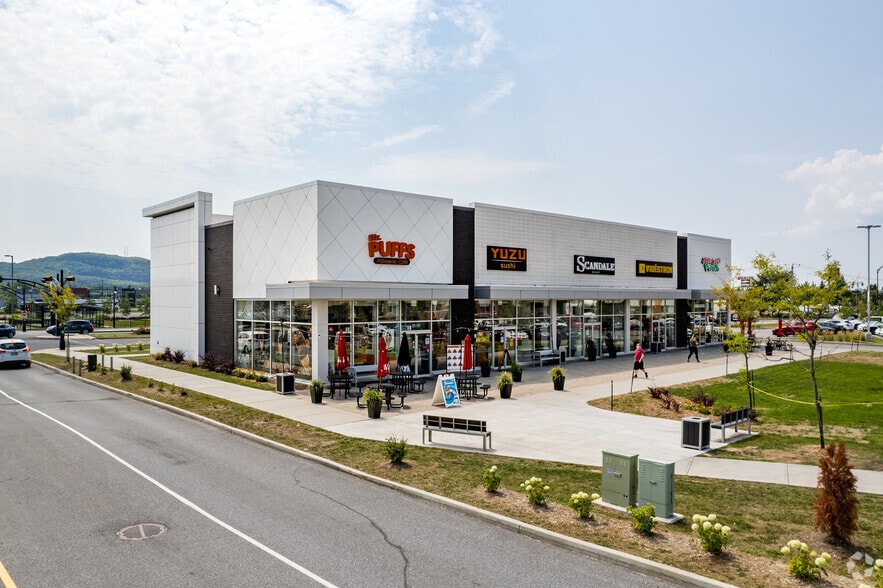 183 Boul Armand Frappier, Sainte-julie, QC à louer - Photo du bâtiment - Image 2 de 5