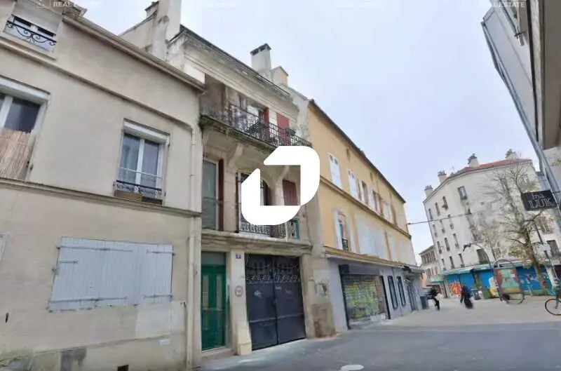 Flex in Montreuil for lease Building Photo- Image 1 of 13