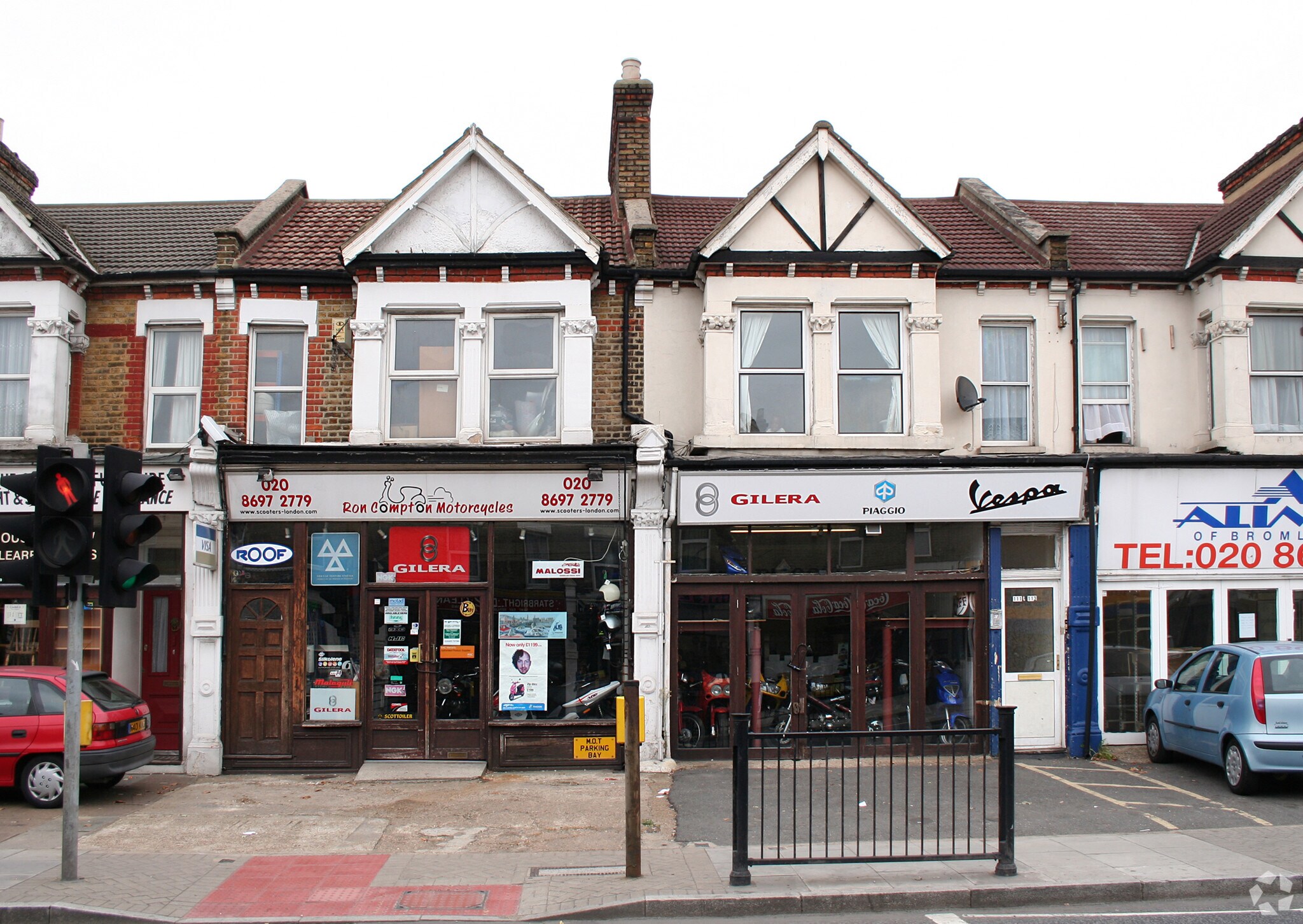 111 Brownhill Rd, Londres à louer Photo principale- Image 1 de 7