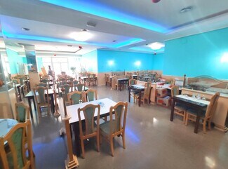 Plus de détails pour Commerce de détail à louer