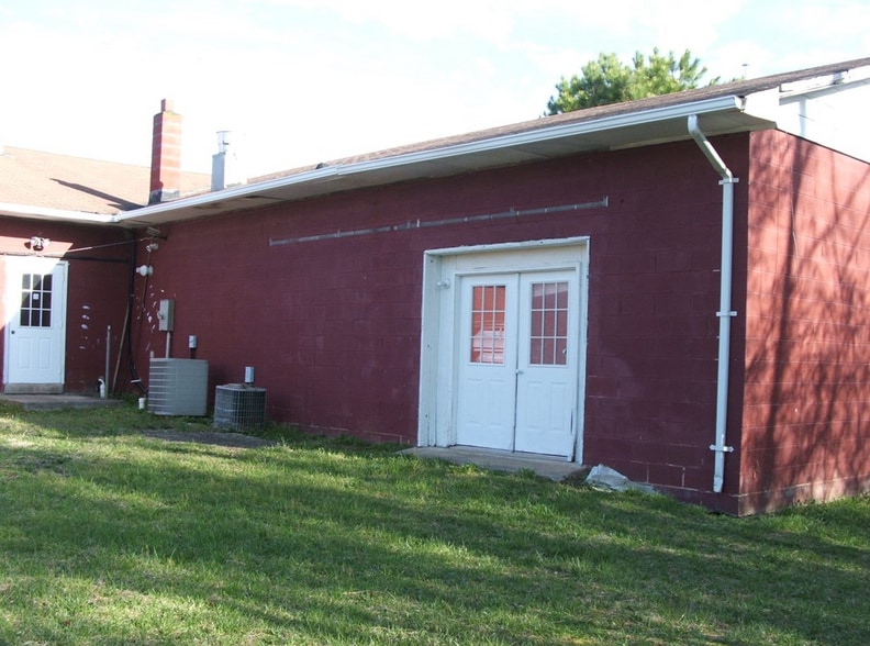 1540 Four Locust Hwy, Keysville, VA for sale - Building Photo - Image 3 of 9