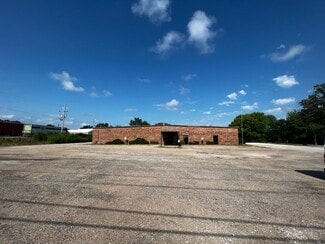 Plus de détails pour 2221 N 24th St, Quincy, IL - Industriel à louer