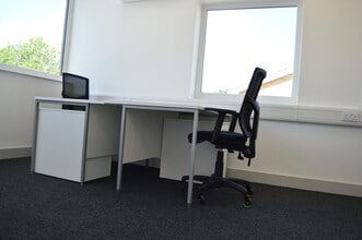 Arcany Rd, South Ockendon for lease Interior Photo- Image 1 of 3