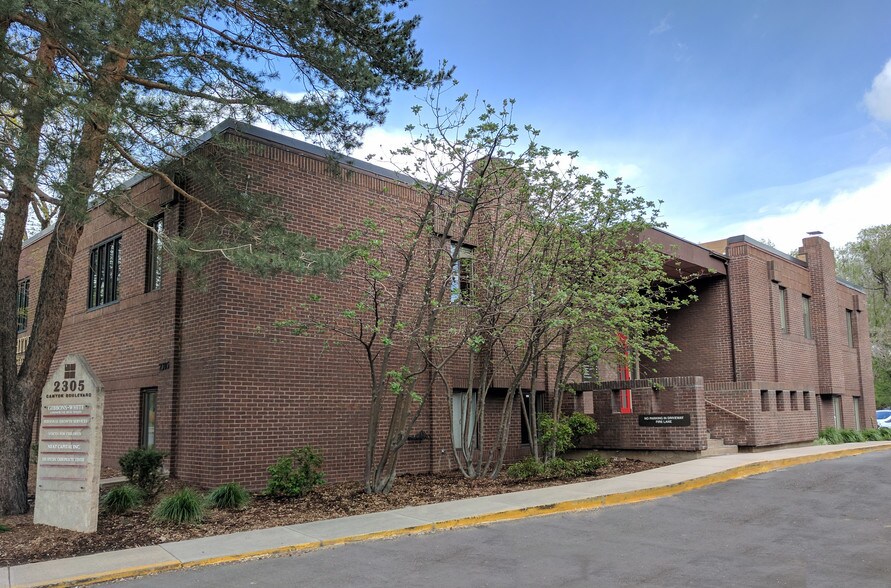 2305 Canyon Blvd, Boulder, CO à louer - Photo du bâtiment - Image 2 de 2