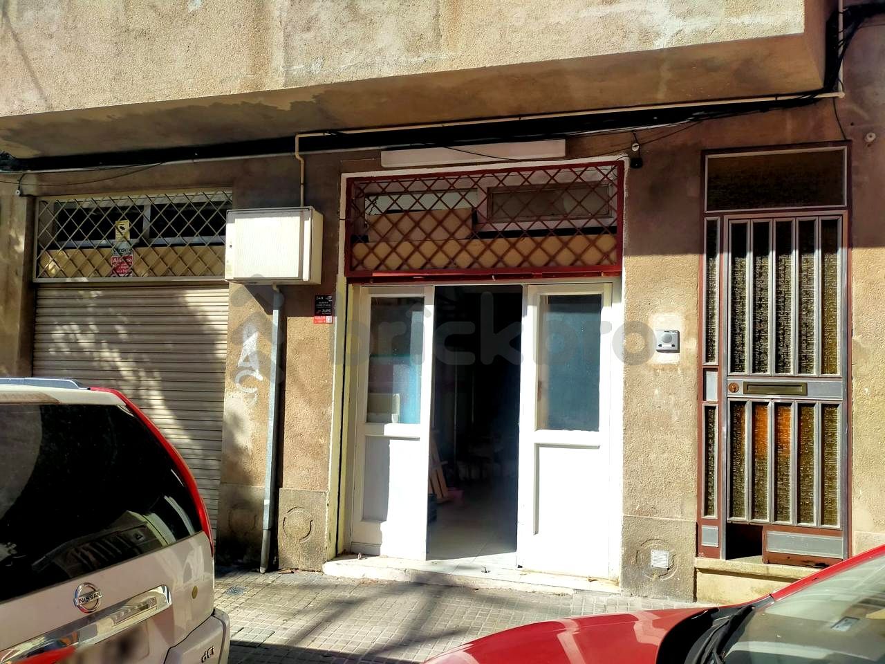 Immeuble residentiel dans Santa Coloma de Gramenet, Barcelona à vendre Photo du bâtiment- Image 1 de 3